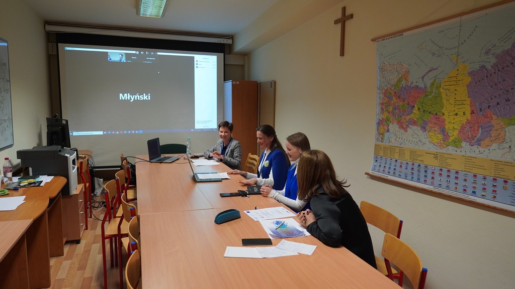 316266166_1253414475204926_6595135008301844990_n